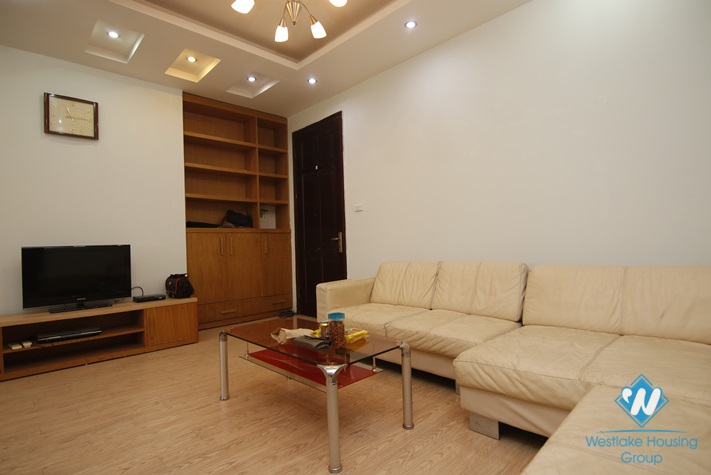 Lovely spacious 2-bedroom apartment for rent in Ba Dinh